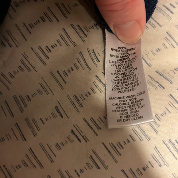 ✨3/$15 Blue Loft Blouse with Bell Sleeves - Picture 4 of 6